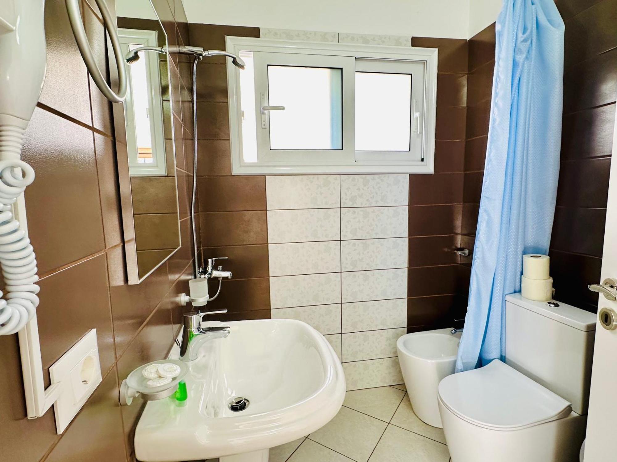 Jico Travel - Colombo Apartmán *