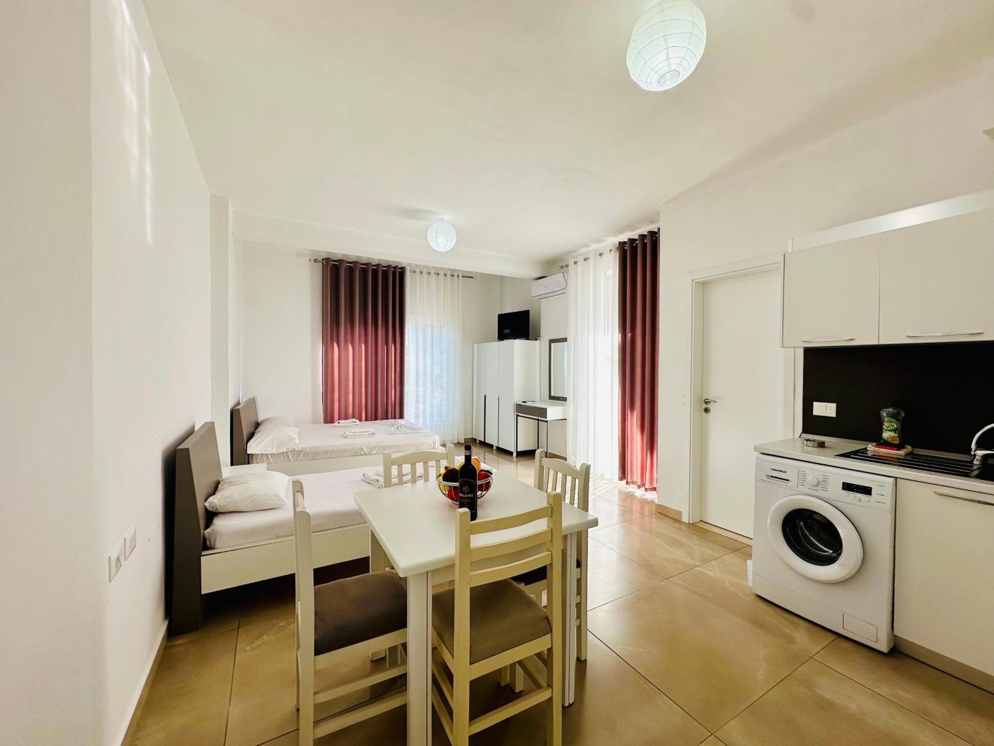 Jico Travel - Colombo Apartmán Vlorë